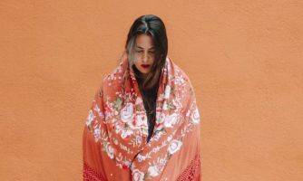 Manuela "La Isleña" al Baile en Manuela "La Isleña"