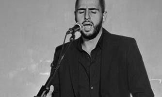 Antonio Mena al Cante en Antonio Mena